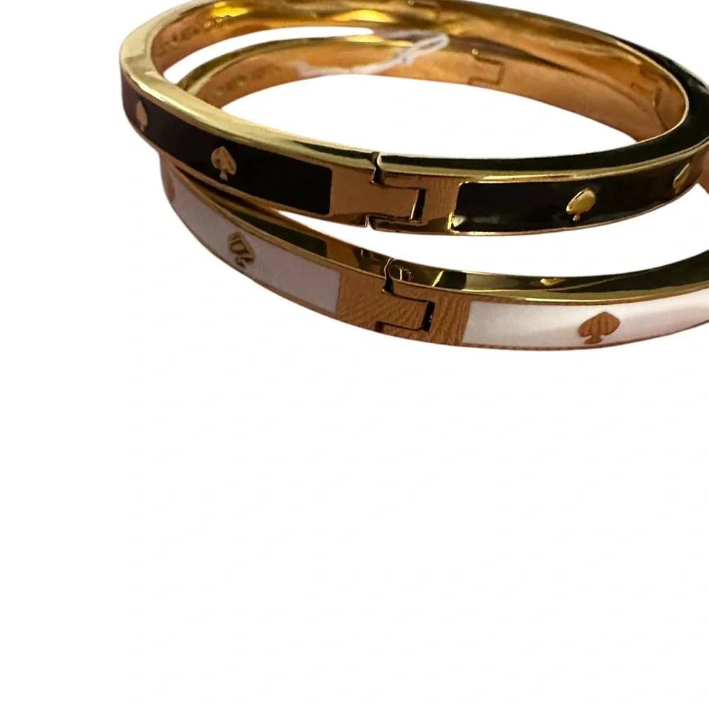 Kate Spade Set Black and White Spot the Spade Enamel Hinged Bangles NWOT - Picture 4 of 9